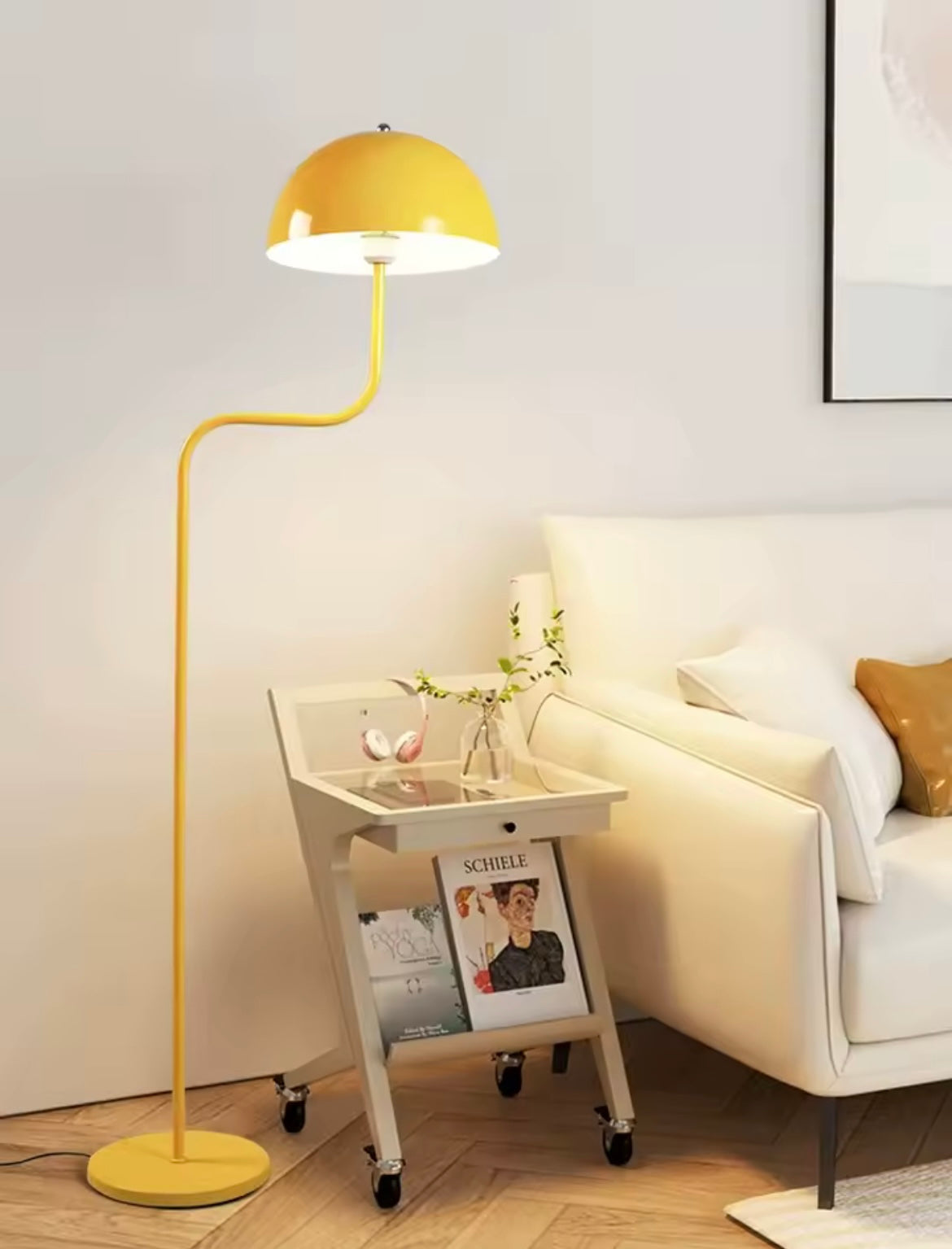 Sculptural Nordic Floor Lamp – Retro Bold Lighting for Artistic Spaces